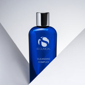 iS Clinical Cleansing Complex